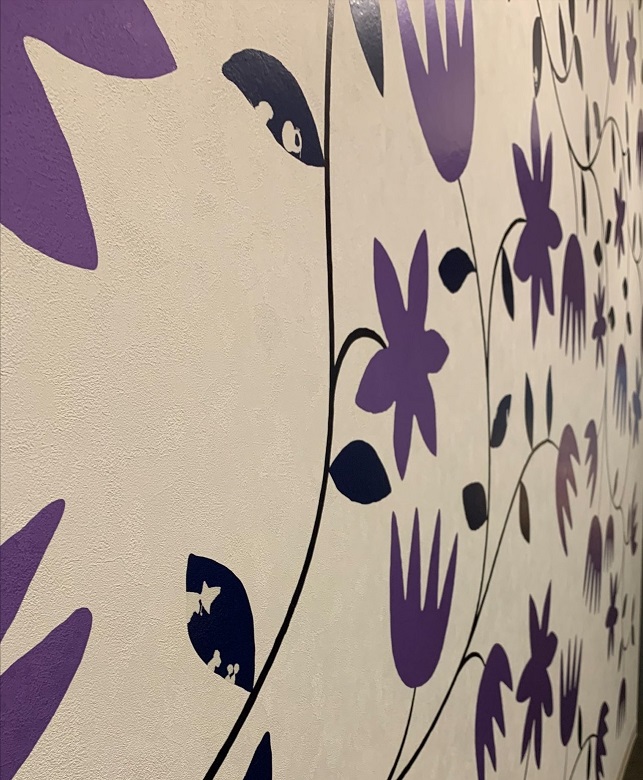 葉っぱモチーフにキャラクターが潜んでいる