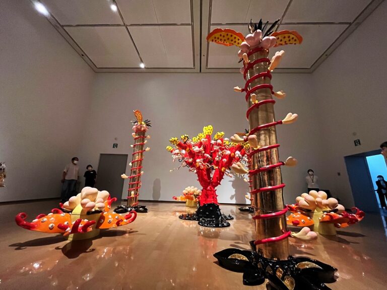 自分をさらけ出せない現代社会と『関西の80年代』の光 | イロハニアート