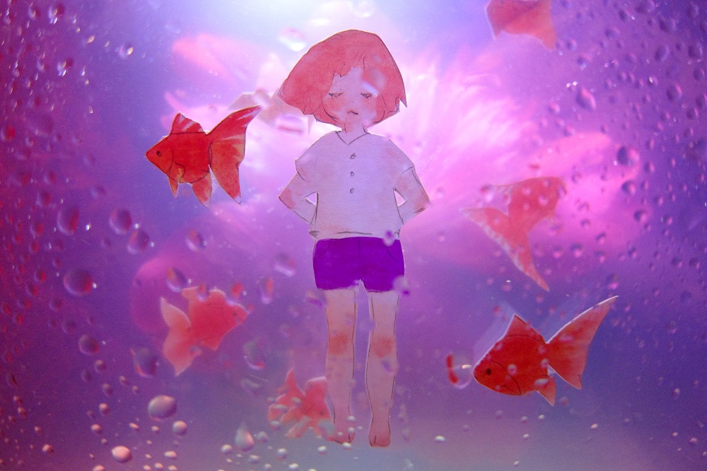 水落彩の個展「光の家」が開催！夜景、水滴、少女・・鮮やかな世界を