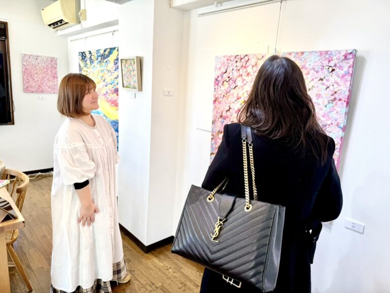 【イロハニアートスタジオ】 イベントレポート：むらいさき個展「Spring has come」