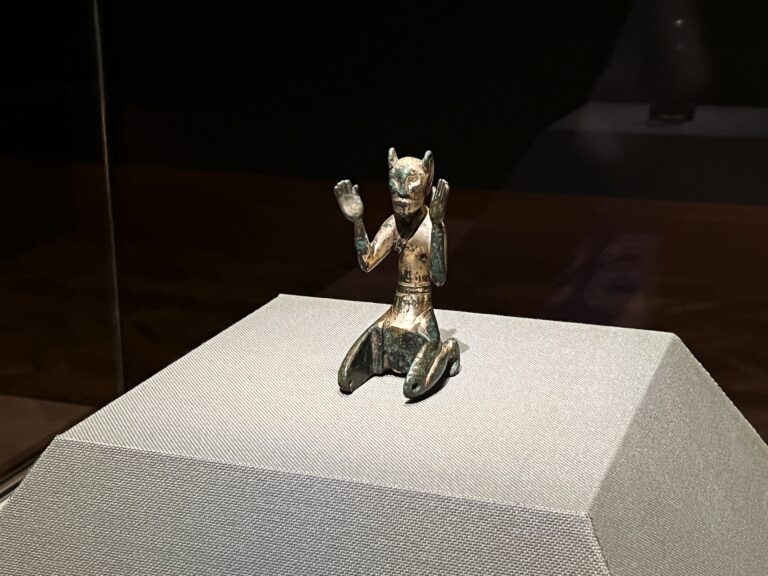 《青銅鍍金銀　羽人》中国・後漢時代・1～2世紀　山口コレクション