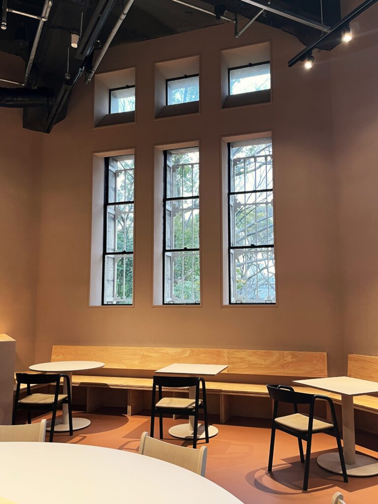 カフェ「ENFUSE」