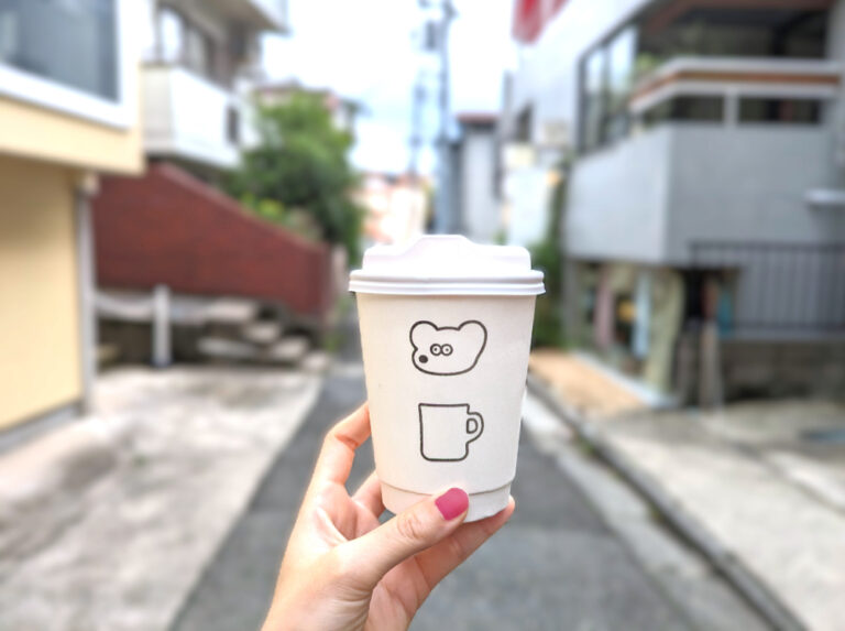 代官山のANDY COFFEE。可愛いテイクアウトカップを片手に街を散策しましょう
