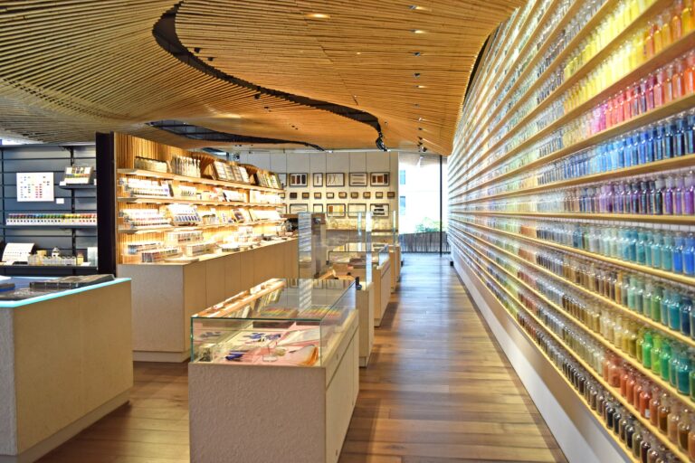 PIGMENT TOKYO 店内の様子