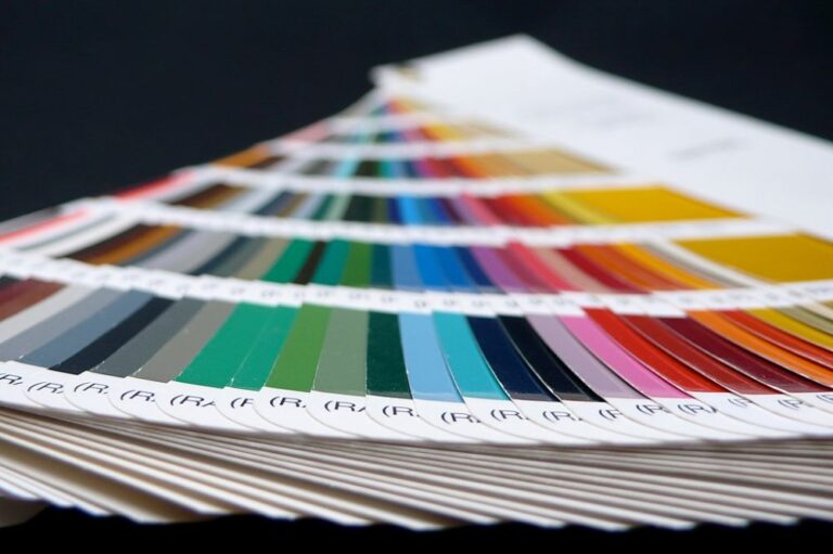 1024px-RAL_Color_Card_(2354626166)