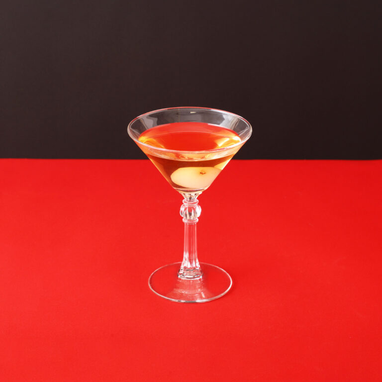 永遠の美の象徴 -ライチ酒ドリンク-(限定コースター付き）¥770 (税込)　※ノンアルコールドリンクです