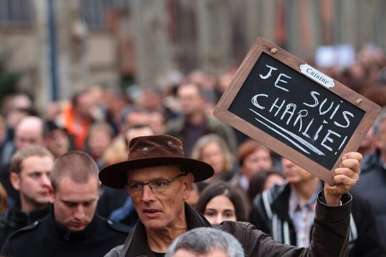 1024px-Manifestation_Charlie_Hebdo_Toulouse,_10_janvier_2015_(4)
