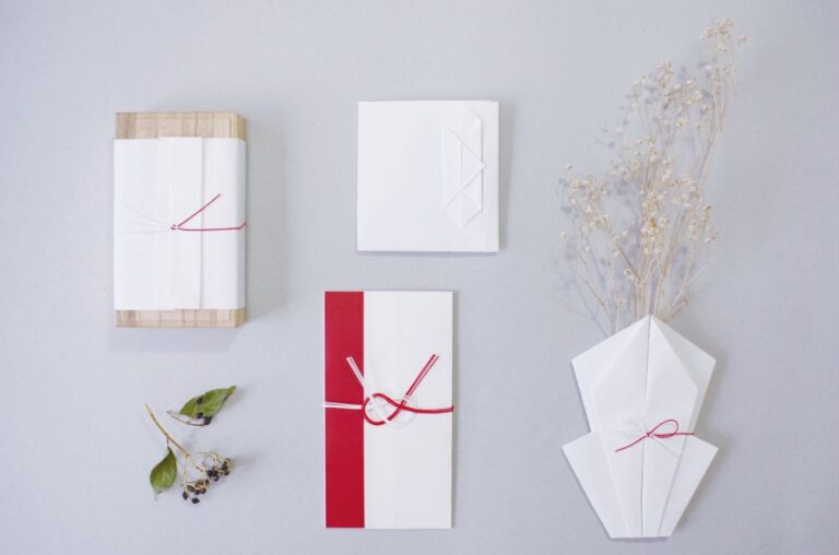 折形　出典：写真AC